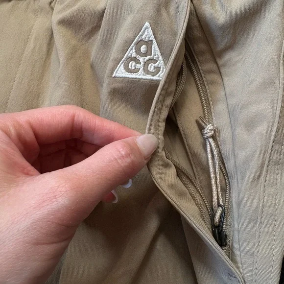 Nike ACG Olive/Tan Outdoor Belted Pants - Picture 4 of 6